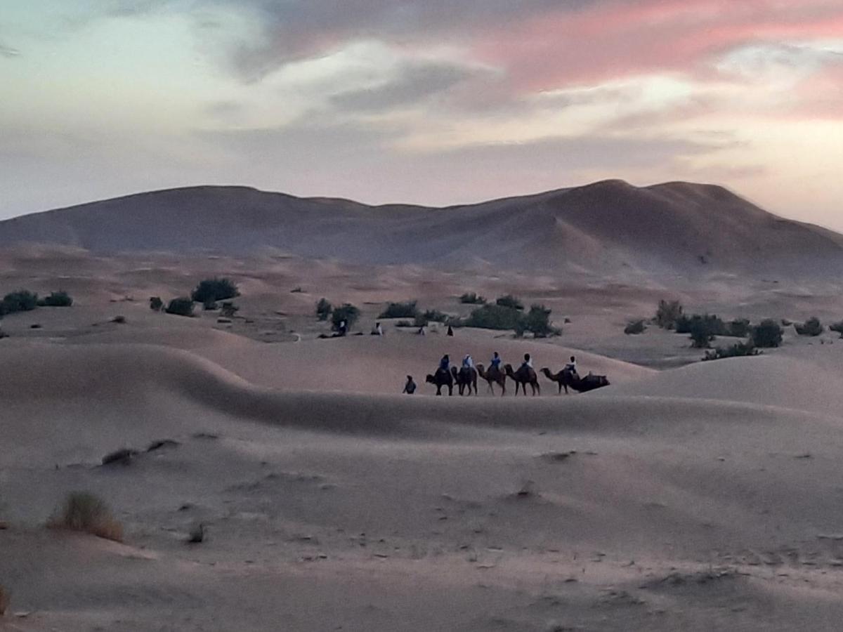 Starlit Camp Hotel Merzouga Buitenkant foto
