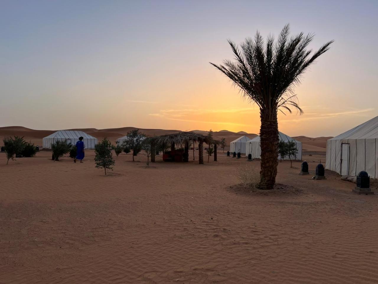 Starlit Camp Hotel Merzouga Buitenkant foto